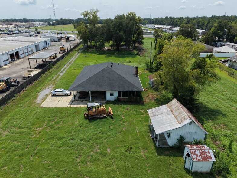 More Photos Of 945 Lyons Dr, La Place Land For Sale