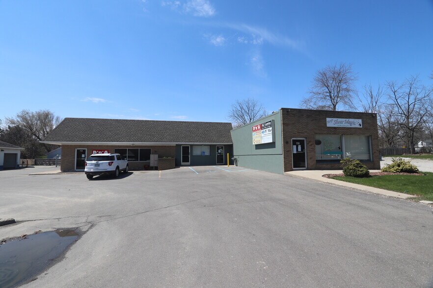 More Photos Of 732-736 S Michigan Ave, Howell Office For Sale