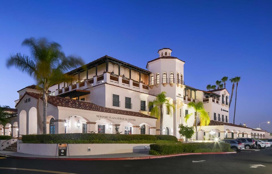 More Photos Of 1901 Newport Blvd, Costa Mesa Medical For Lease