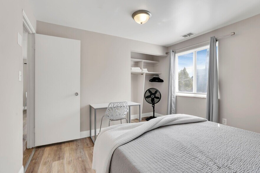 More Photos Of 27 W 8th Ave, Columbus Apartments For Sale