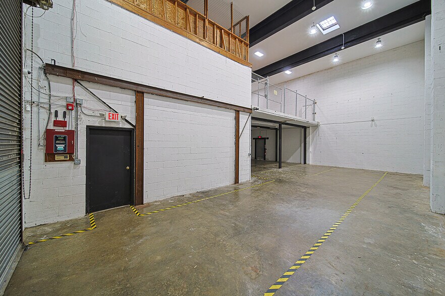 More Photos Of 1609 54th St, North Bergen Industrial For Lease