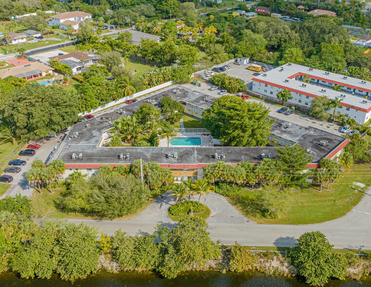 Primary Photo Of 15201 Memorial Hwy, Miami Apartments For Sale