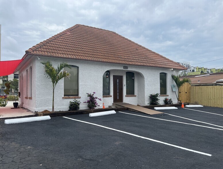 Primary Photo Of 856 2nd Ave N, Saint Petersburg Loft Creative Space For Sale