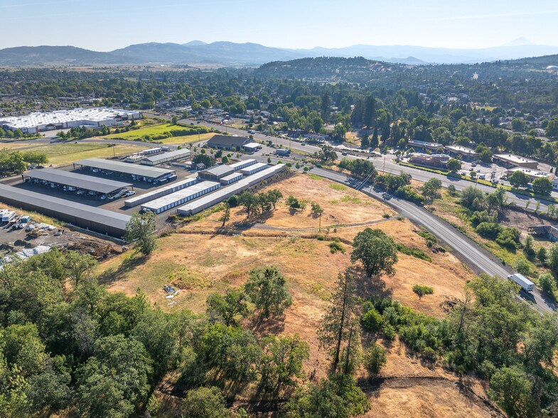 More Photos Of 10569 Hannon Rd, Eagle Point Land For Sale