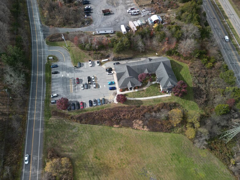 More Photos Of 1460 Route 17M, Chester Medical For Lease