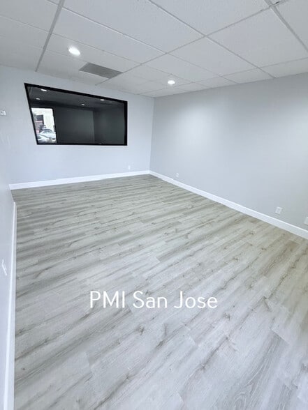 More Photos Of 510-518 Aldo Ave, Santa Clara Service For Lease