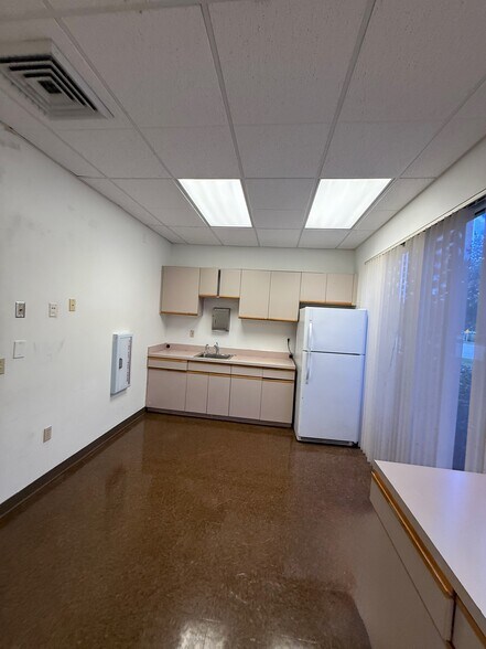 More Photos Of 3801 Hollywood Blvd, Hollywood Medical For Lease