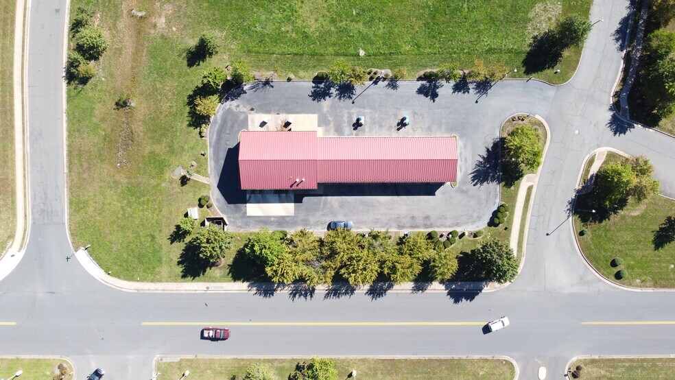 More Photos Of 6361 Village Center Dr, Bealeton Specialty For Sale