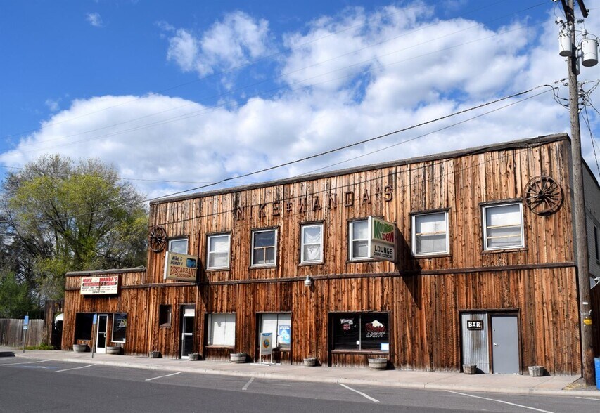 Primary Photo Of 423-429 Modoc Ave, Tulelake Restaurant For Sale