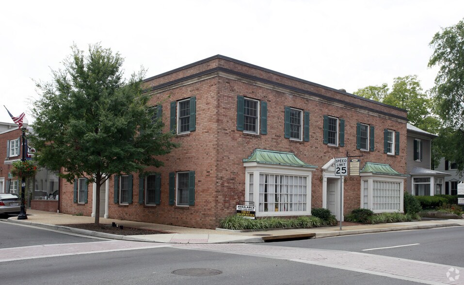 More Photos Of 9113 Church St, Manassas Office For Lease