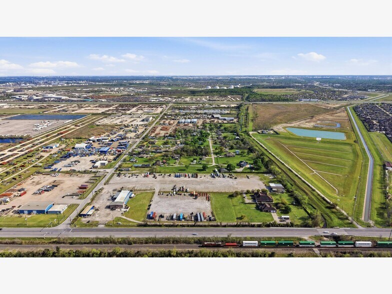 More Photos Of 15134 Beaumont Hwy, Houston Land For Sale