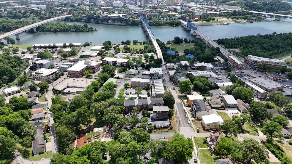 More Photos Of 300 Forest Ave, Chattanooga Office For Sale