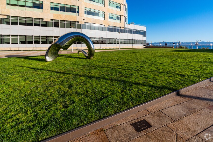 More Photos Of 1655 3rd St, San Francisco Unknown For Lease