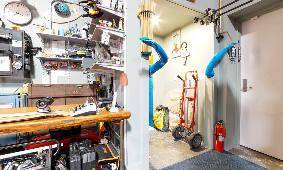 More Photos Of 17629 Cordova Pl, Panama City Beach Industrial For Sale