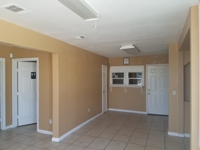 More Photos Of 5101 Harrisburg Blvd, Houston Freestanding For Sale