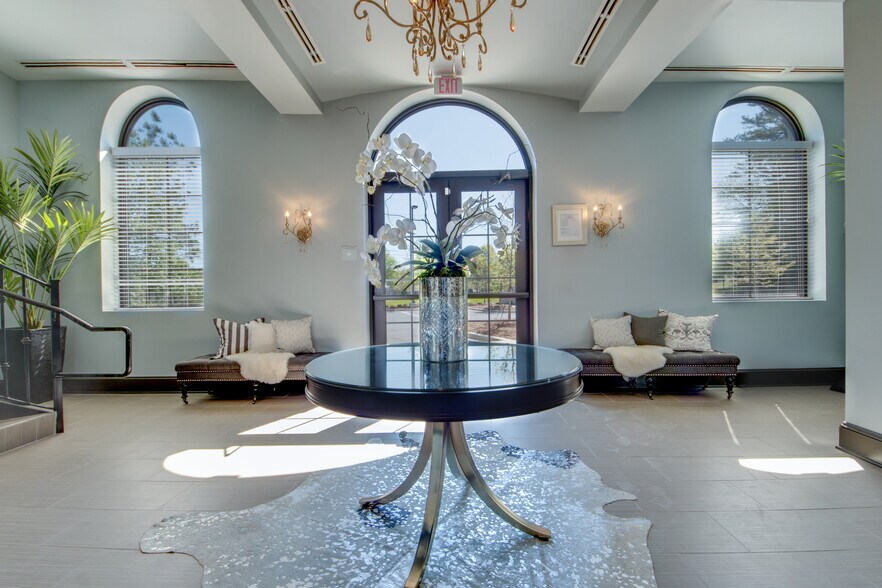 More Photos Of 11681 Haynes Bridge Rd, Alpharetta Medical For Lease