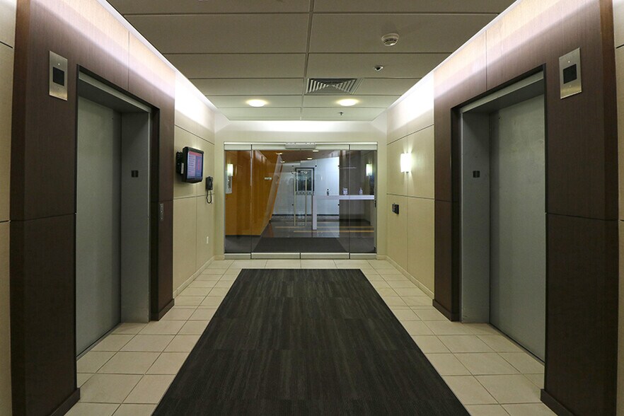 More Photos Of 550 Water St, Jacksonville Office For Lease