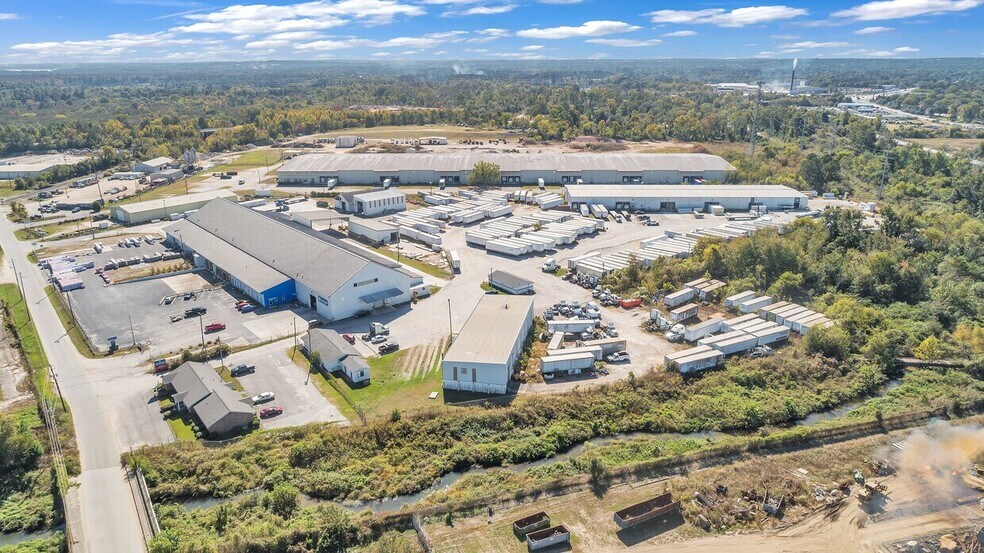 More Photos Of 930 Molly Pond Rd, Augusta Distribution For Lease