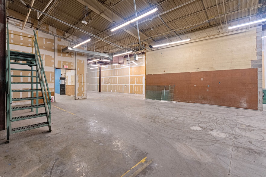 More Photos Of 1212 W South Airport Rd W, Traverse City Department Store For Sale