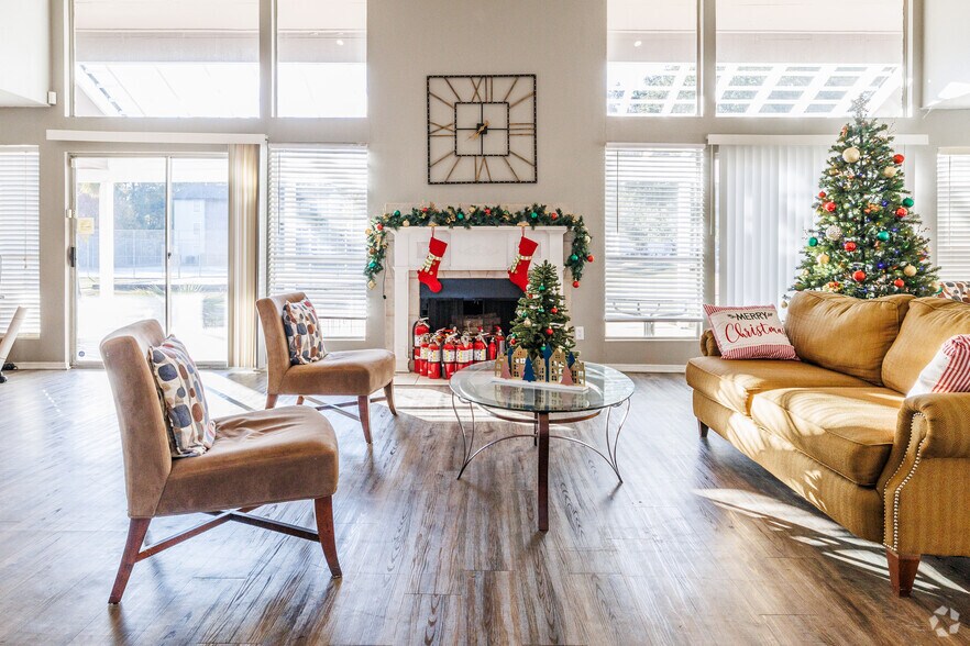 More Photos Of 509 N Westover Blvd, Albany Apartments For Sale