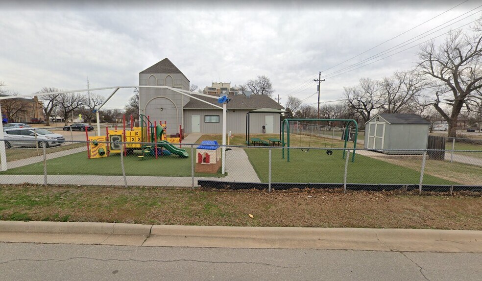 More Photos Of , Lawton General Retail For Sale