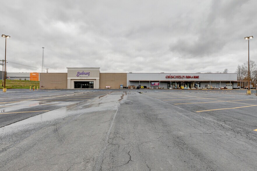 Primary Photo Of 2145 E State Road 54, Linton Freestanding For Sale