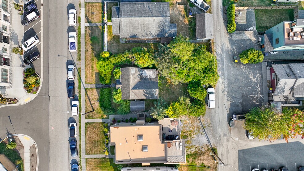 More Photos Of 1302 Larrabee Ave, Bellingham Multifamily For Sale