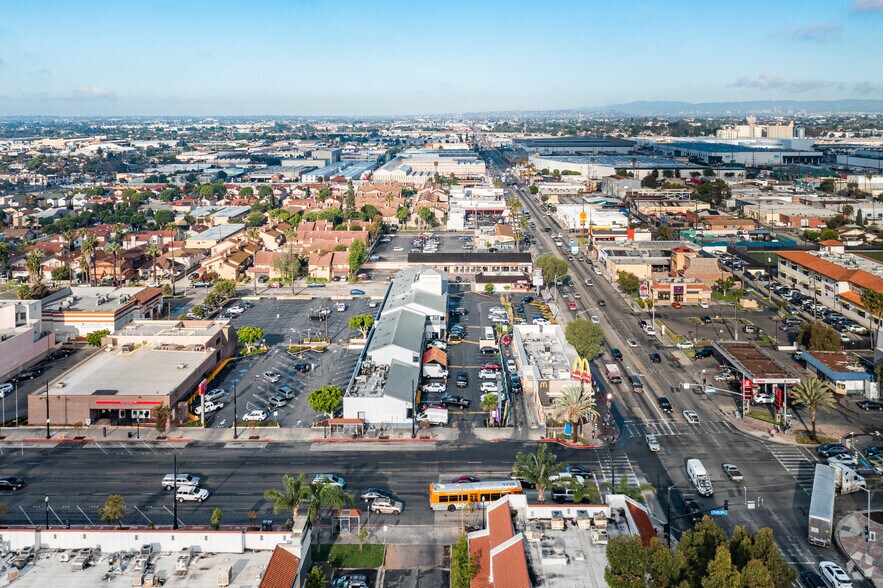 More Photos Of 2528-2570 E Slauson Ave, Huntington Park Unknown For Lease