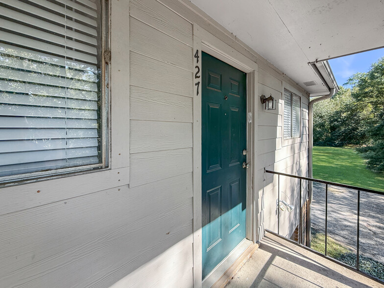 More Photos Of 401 Pinchback Rd, Beaumont Apartments For Sale