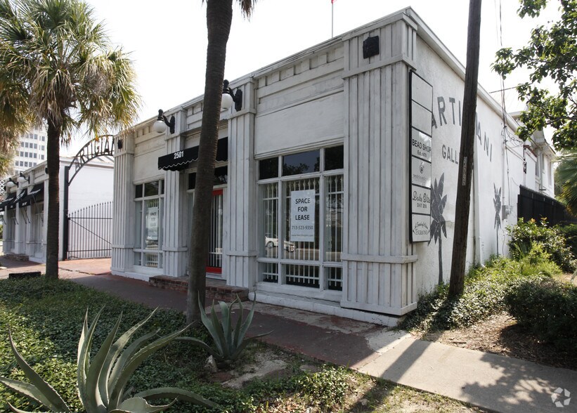 More Photos Of 2501 S Shepherd Dr, Houston Unknown For Lease