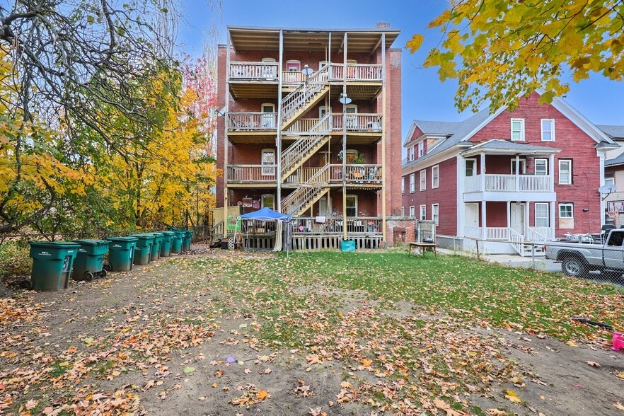 More Photos Of 19 Warner St, Springfield Apartments For Sale