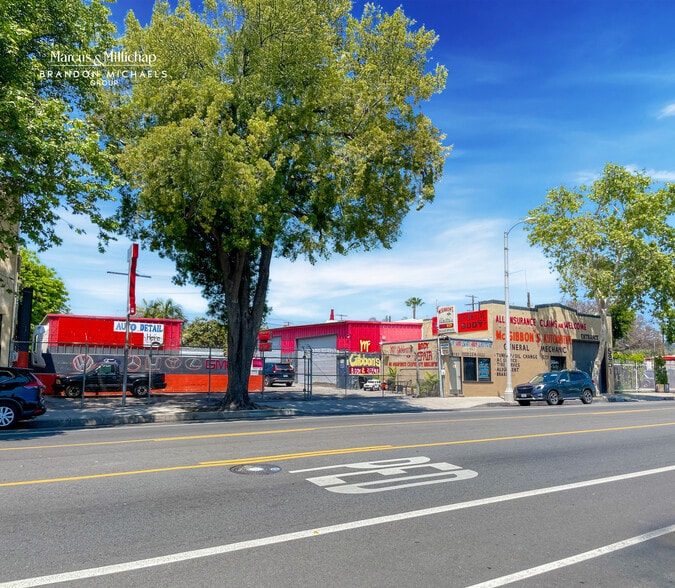 More Photos Of 5243-5251 York Blvd, Los Angeles Auto Repair For Sale