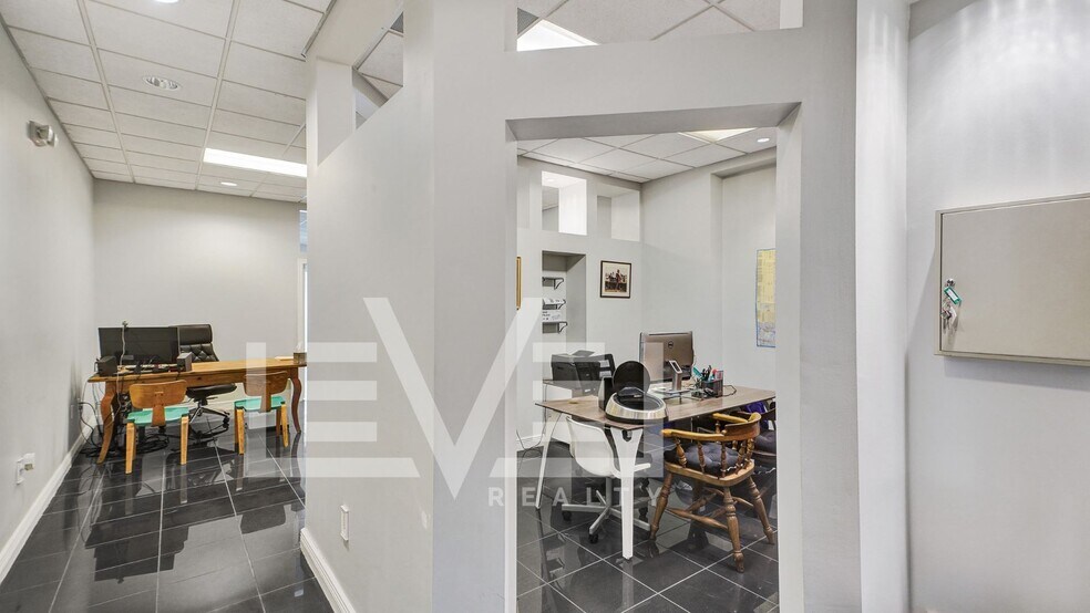 More Photos Of 3015 N Ocean Blvd, Fort Lauderdale Apartments For Sale