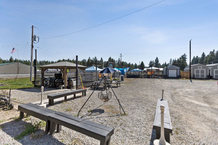 More Photos Of 802 S Shore Diamond Lake Rd, Newport Restaurant For Sale