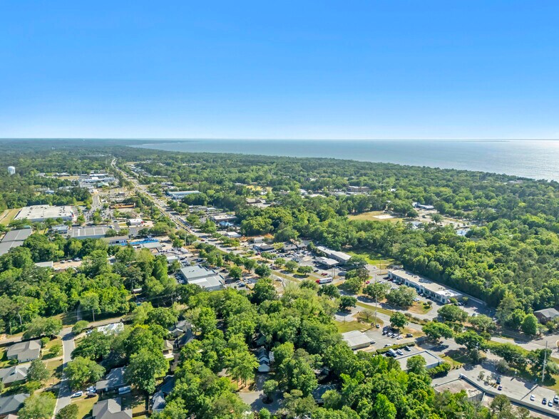 More Photos Of 1001 Randall Ave, Daphne Office Residential For Sale