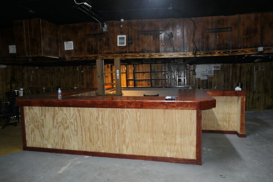 More Photos Of 226-230 Winkler Dr, Houston Storefront Retail Office For Lease