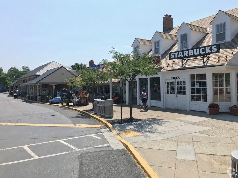 Primary Photo Of 10100-10154 River Rd, Potomac General Retail For Sale