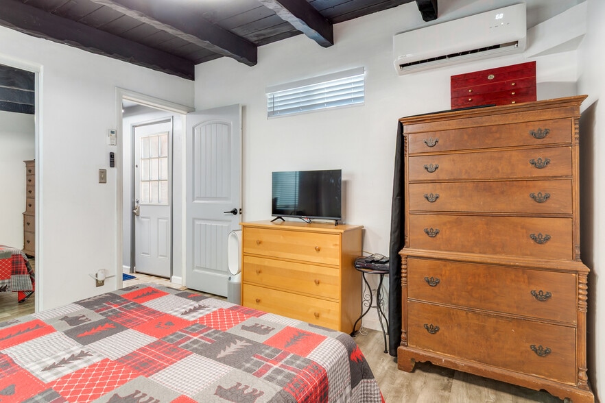 More Photos Of 916 Imperial Beach Blvd, Imperial Beach Apartments For Sale
