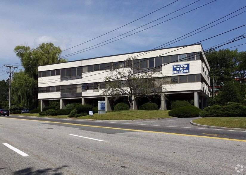 More Photos Of 160 Speen St, Framingham Office For Lease