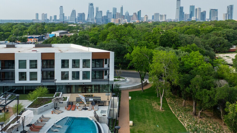 More Photos Of 2209 S First St, Austin Apartments For Sale