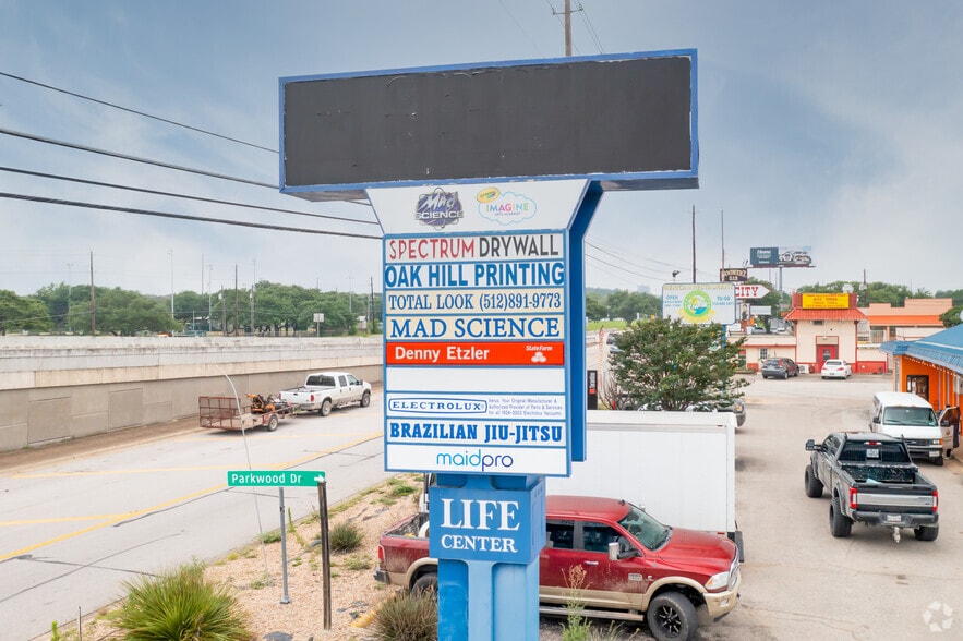 More Photos Of 6110-6130 W Highway 290, Austin Storefront Retail Office For Lease