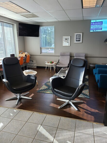 More Photos Of 117 Buford Dr, Lawrenceville Freestanding For Sale