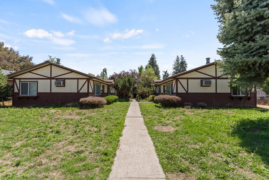 Primary Photo Of 824-828 E North Ave, Spokane Apartments For Sale