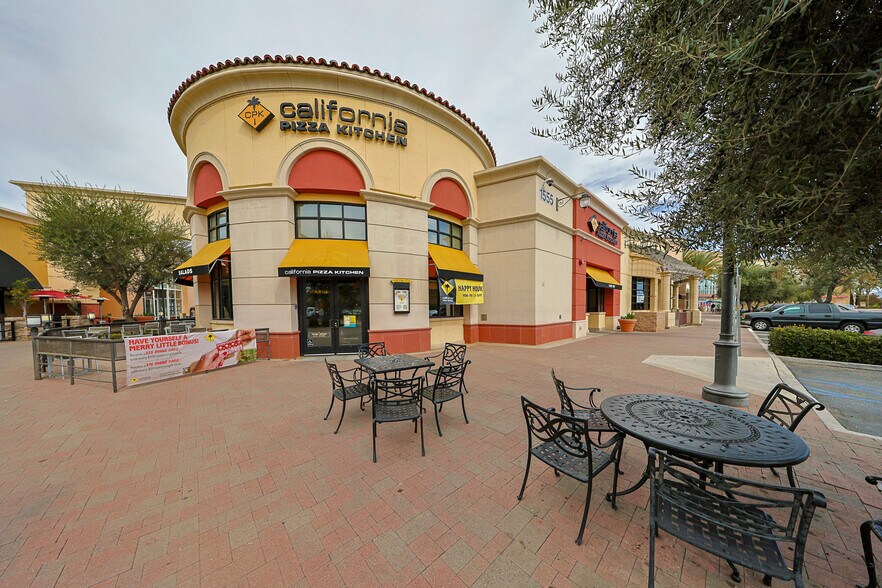 More Photos Of 1685 Simi Town Center Way, Simi Valley Unknown For Lease