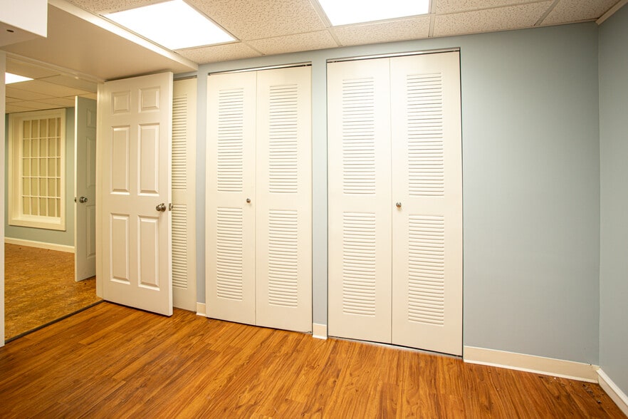 More Photos Of 767 Main Rd, Westport General Retail For Sale