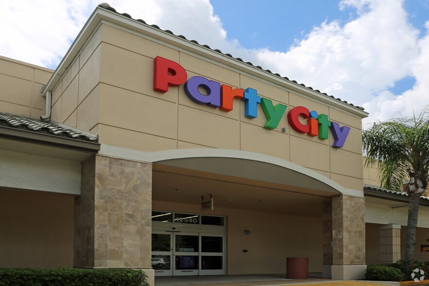 More Photos Of 12472-12594 W Sunrise Blvd, Sunrise General Retail For Lease