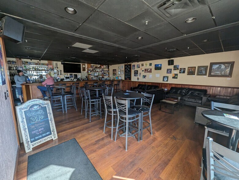 More Photos Of 124 E Costilla St, Colorado Springs Storefront Retail Office For Lease