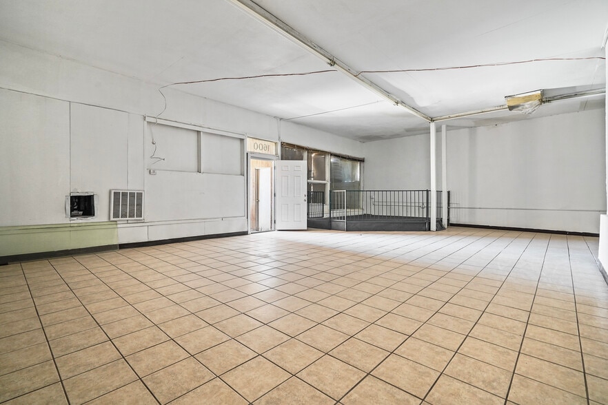 More Photos Of 1600 Wyoming Ave, El Paso Storefront Retail Residential For Sale