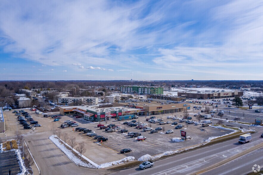546584 S Randall Rd, Saint Charles, IL 60174 General Retail For Sale
