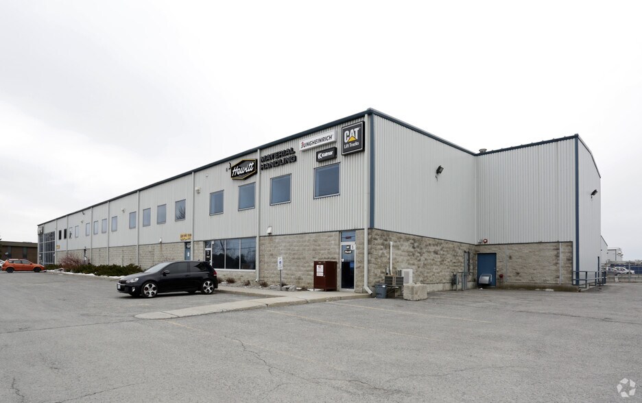 More Photos Of 110 Bentley Ave, Nepean Warehouse For Lease